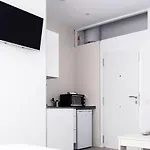Apartamento Estudios Contemporaneos Y Centricos Solo Familias Parejas