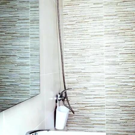 Estudios Contemporaneos Y Centricos Solo Familias Parejas * Conil De La Frontera