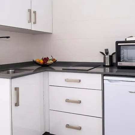 Estudios Contemporaneos Y Centricos Solo Familias Parejas Conil De La Frontera