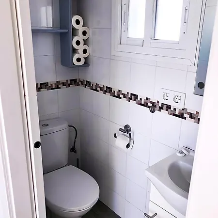 Estudios Contemporaneos Y Centricos Solo Familias Parejas Apartamento *