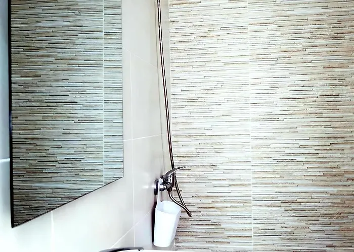 Estudios Contemporaneos Y Centricos Solo Familias Parejas * كونيل ذي لا فرونتيرا