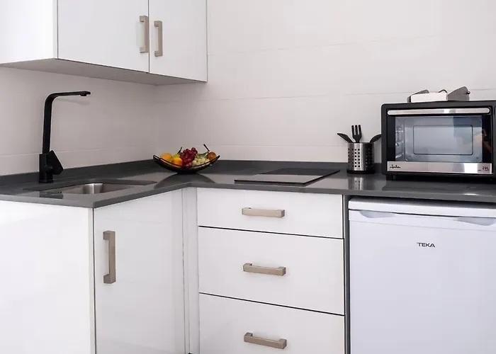 Estudios Contemporaneos Y Centricos Solo Familias Parejas Conil De La Frontera