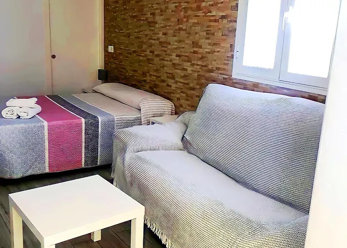 Estudios Contemporaneos Y Centricos Solo Familias Parejas * Conil De La Frontera
